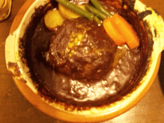 煮込みハンバーグ_スパーゴ