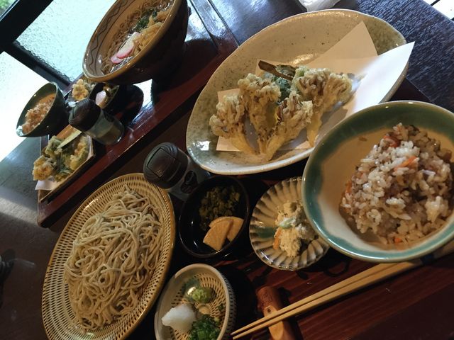 創作そば処 宝処三昧