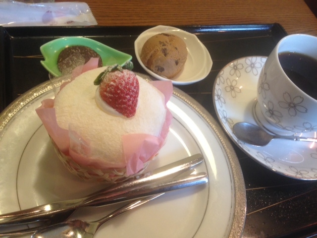 ケーキセット_桜珈琲 泉佐野店