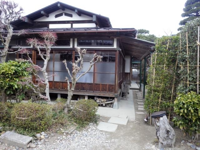 この奥がお店です。_いろは食堂