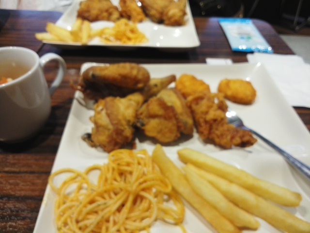 パスタもあります!_ケンタッキーフライドチキン 小野原店