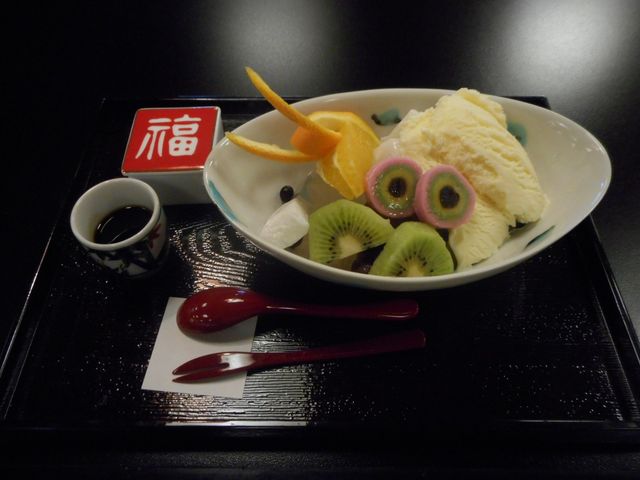 あんみつを頼みました。_森八 本店
