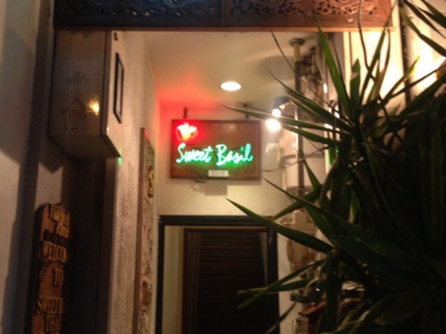 外観_Sweet Basil