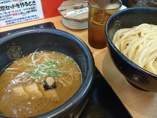 つけ麺_元祖 博多元助 薬院本店