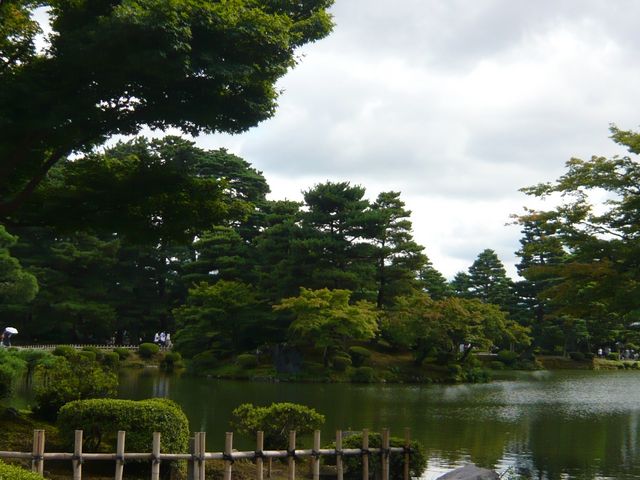 兼六園_兼六園 三芳庵