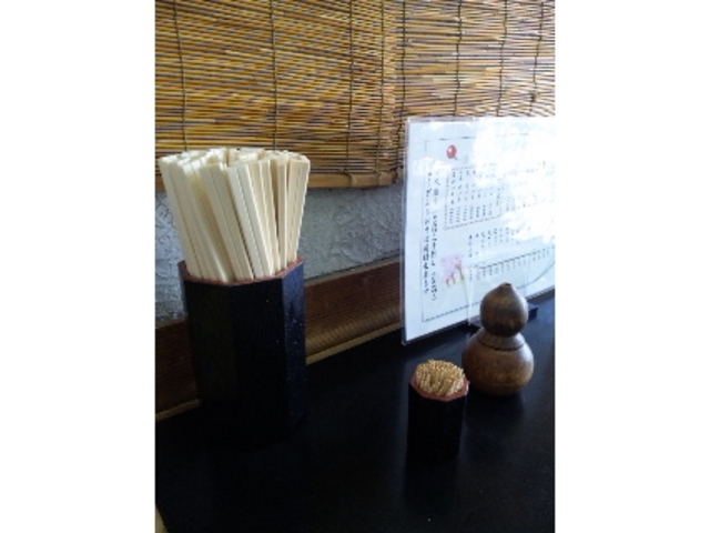 テーブルセット_真砂そば店