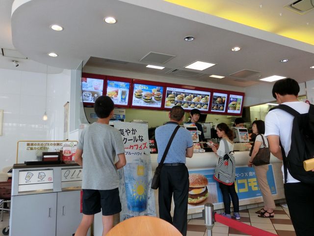 マック_マクドナルド御殿場プレミアムアウトレット店