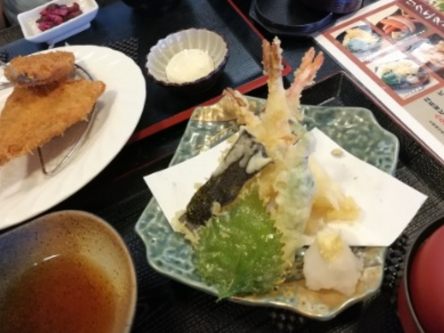 アジフライや天ぷらなどの定食類も気軽にいただけます_えびす