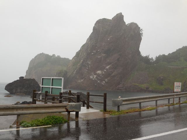 壮大な願掛岩_願掛岩