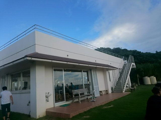 海側からみた外観_ミルミル本舗