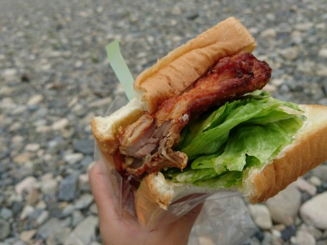 サンドイッチ用のパンではなく食パン_カリフォルニア