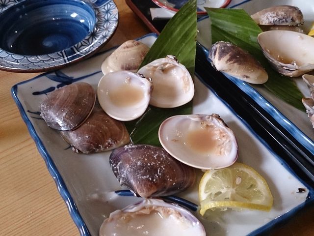食べちゃった。あちゃー。_食事処 黒潮