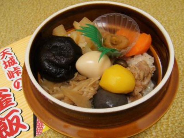 天城峠の釜飯_東華軒