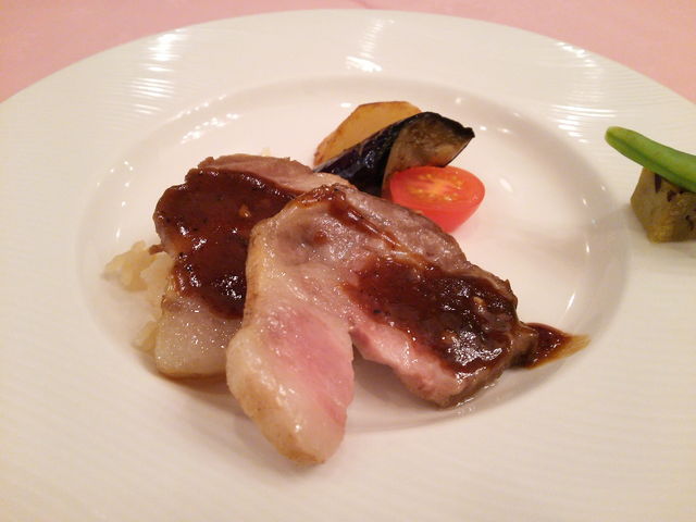 肉料理メイン_レストラン パシパ
