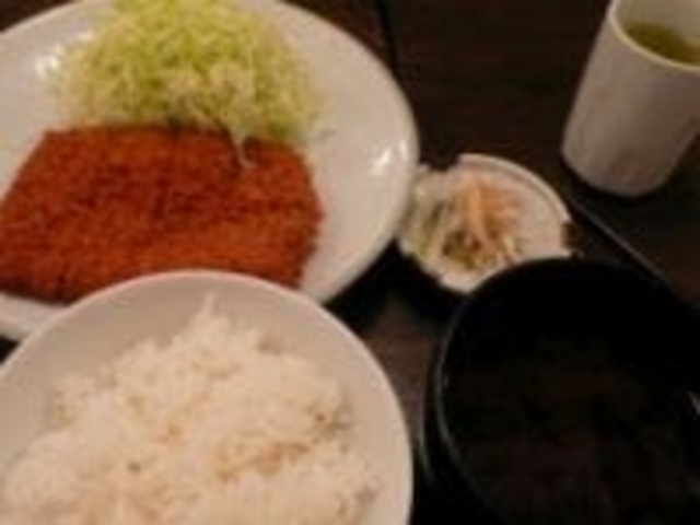 贅沢なご飯とはこのことです!_勝烈庵馬車道総本店