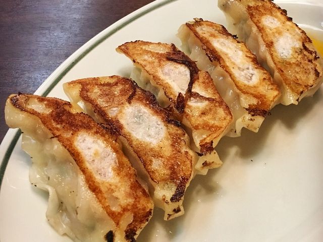 餡が絶妙な餃子_まるたかや砺波店