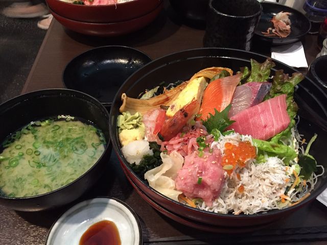 とびっちょ_しらす問屋・とびっちょ・本店