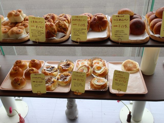 どのパンもおいしそう_すぎうらべーかりー