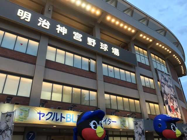 明治神宮_ピザーラ・エクスプレス 神宮球場店 (PIZZA-LA EXPRESS)