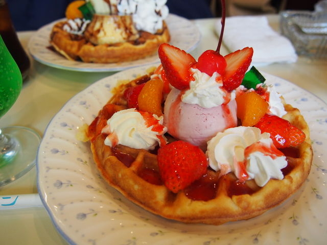 いちごワッフル_スワン