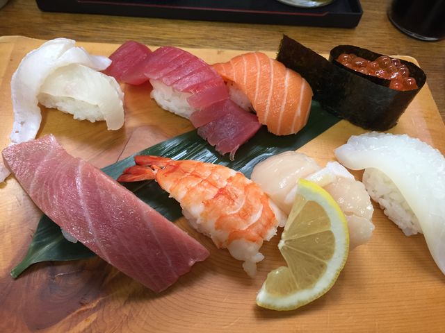 握り盛り合わせ_漁師さんのお寿司屋 にし川