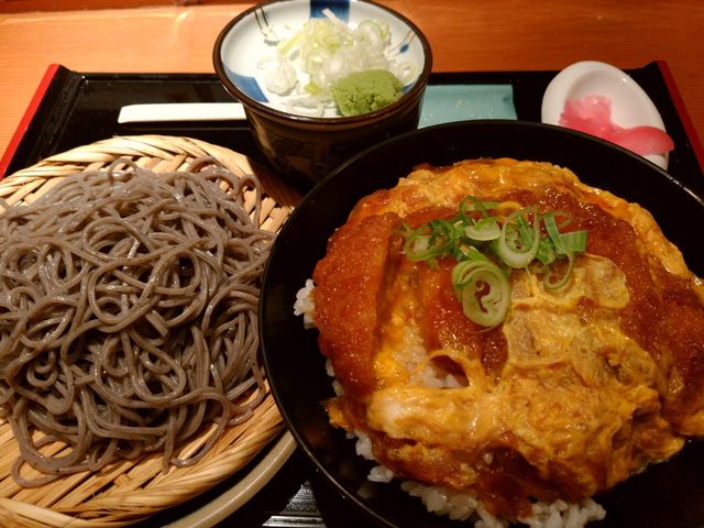 カツ丼とそばのセット_北前そば 高田屋 佐世保アルファ店