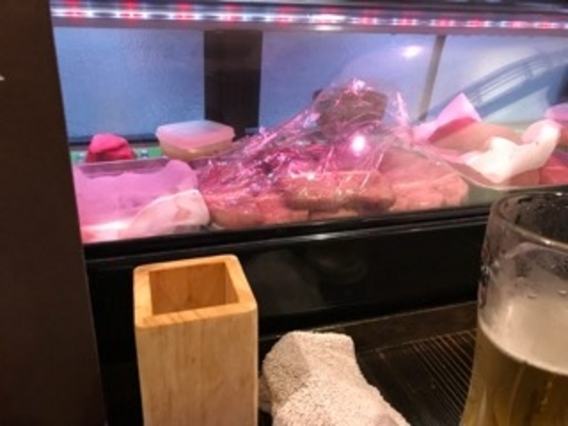 カウンターの肉_たんか