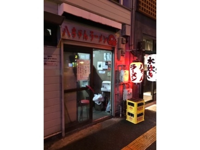 外観_八ちゃんラーメン 薬院店