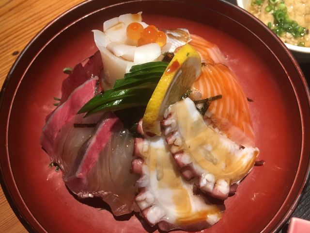 海鮮丼_百太郎