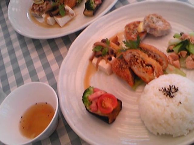 ヘルシーランチ_レストランカフェアンディーブ