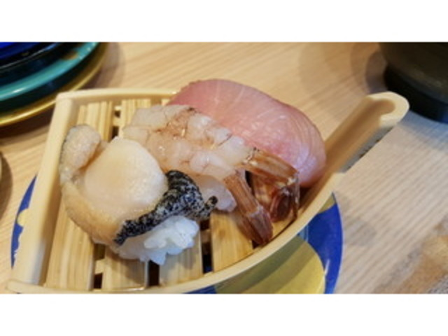 回転寿司_もりもり寿し 野々市店