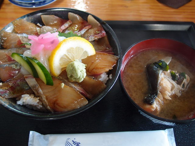 アラのお味噌汁もついてきて満足!_和幸旬鮮館新小岩店