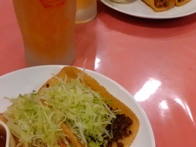 タコス+オリオンビール _チャーリー多幸寿 国際通り店