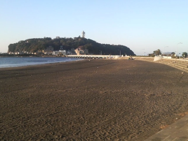 11月の片瀬東浜海水浴場_片瀬東浜海水浴場