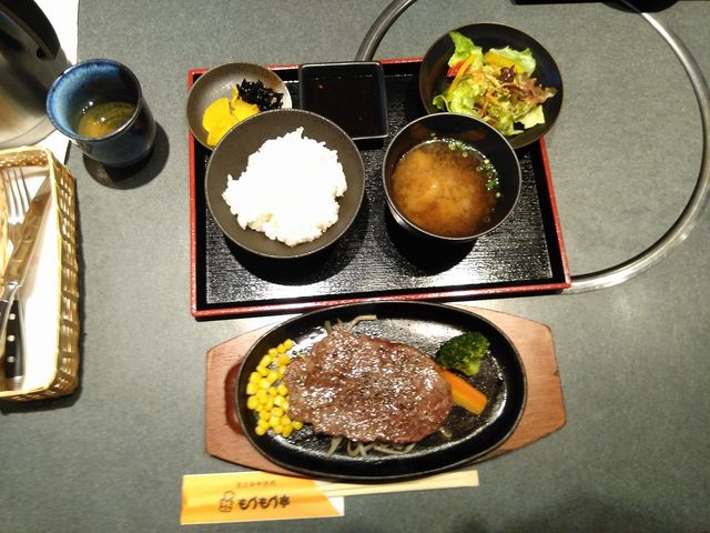 ステーキランチ_炭火和牛焼肉 もうもう亭 名古屋 伏見