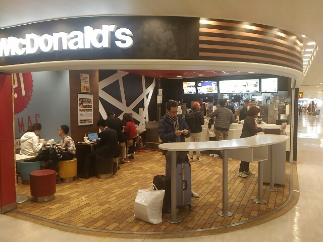 外観_マクドナルド成田空港第1ターミナル店
