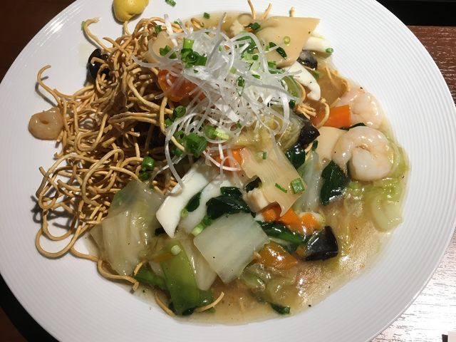 豚肉とチンゲン菜の柚子こしょう風味のスパゲッティ・950円(税込み)_茶屋 草木万里野 佐野店