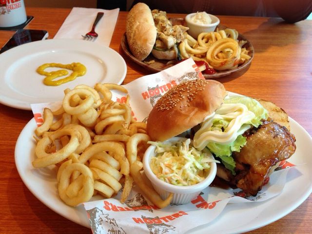 ボリュームたっぷり☆_HOOTERS・GINZA