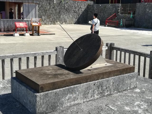 シンプルな日時計_日影台