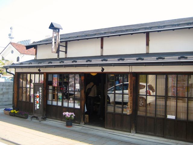 小澤ろうそく店の外観_小澤蝋燭店