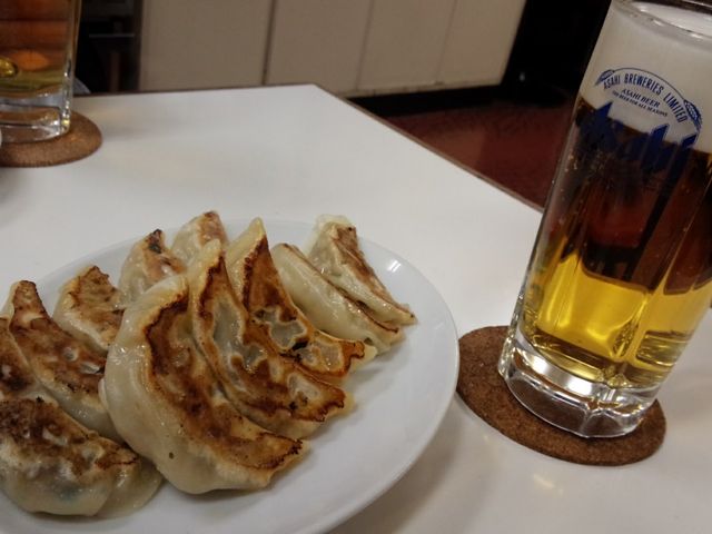 ビールと餃子_南雲
