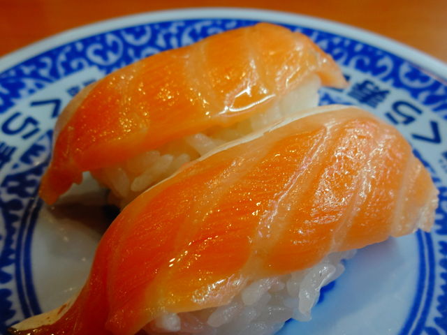 とろサーモン_くら寿司京都外大前店