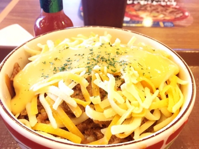 チーズ牛丼_吉野家JR神田駅店