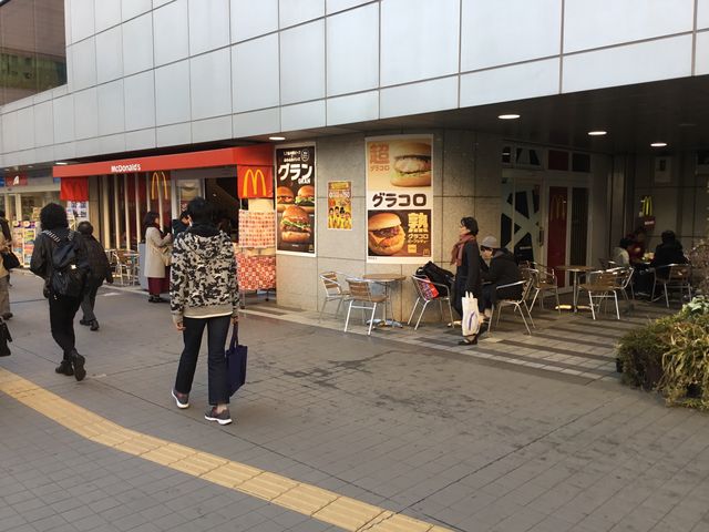 マクドナルド_マクドナルド小田急新百合ケ丘店