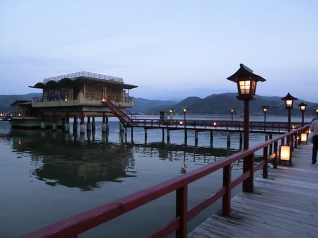 湖上露天風呂_はわい温泉