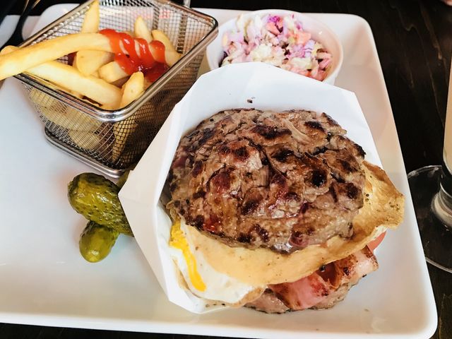 バンスの代わりに肉になっている!_シェイクツリー