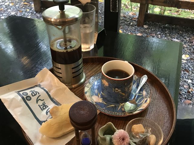 名物のあんぱん_三笠茶屋くんぺい