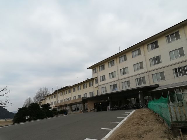 島内唯一の施設、休暇村内にあります。_せと温泉