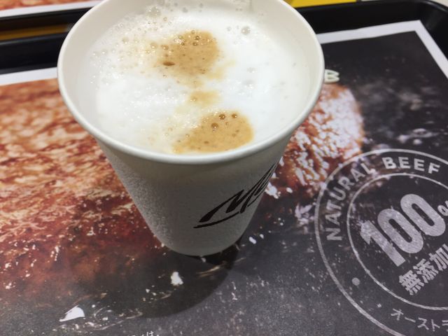 ちょっとコーヒーを飲むのにぴったり_マクドナルドJR神戸駅店