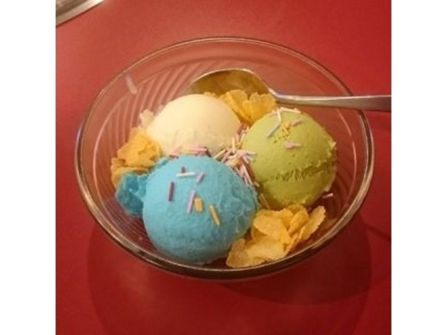 アイスにトッピングもできます!_すたみな太郎 鳥取店